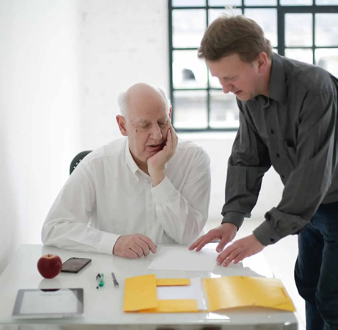 People having a Meeting People having a Meeting